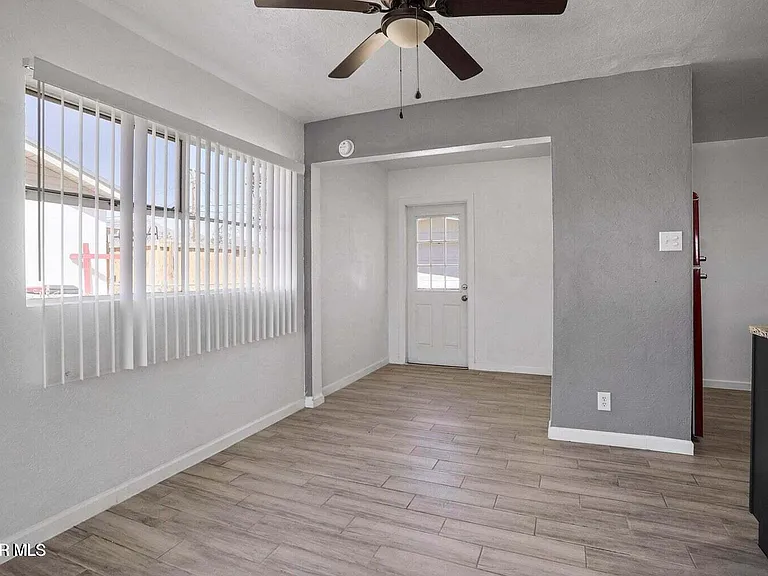 5021 Tetons Dr — Photo 6