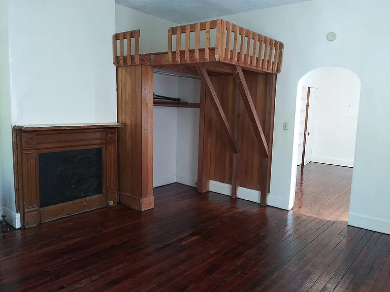 2232 Ravine St #1 — Photo 6