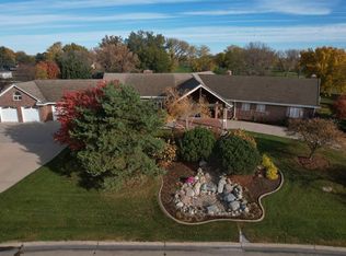 740 Madden Rd, Hastings, NE 68901