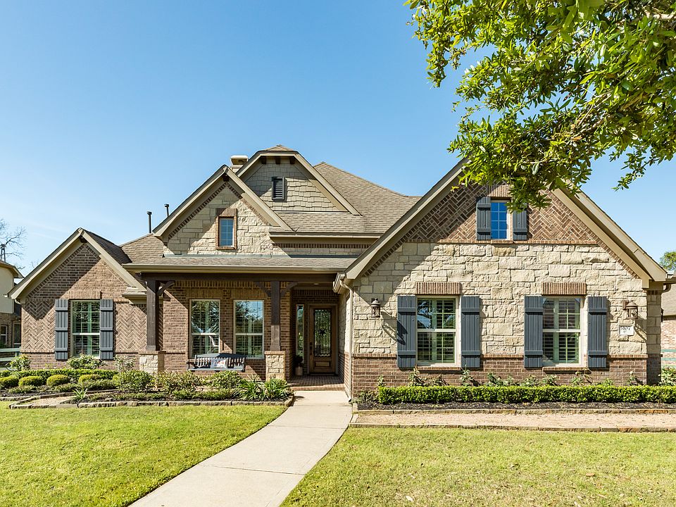 Brick & Stone Exterior