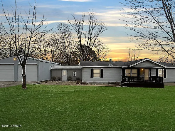 11829 E Idlewood Rd, Mount Vernon, IL 62864