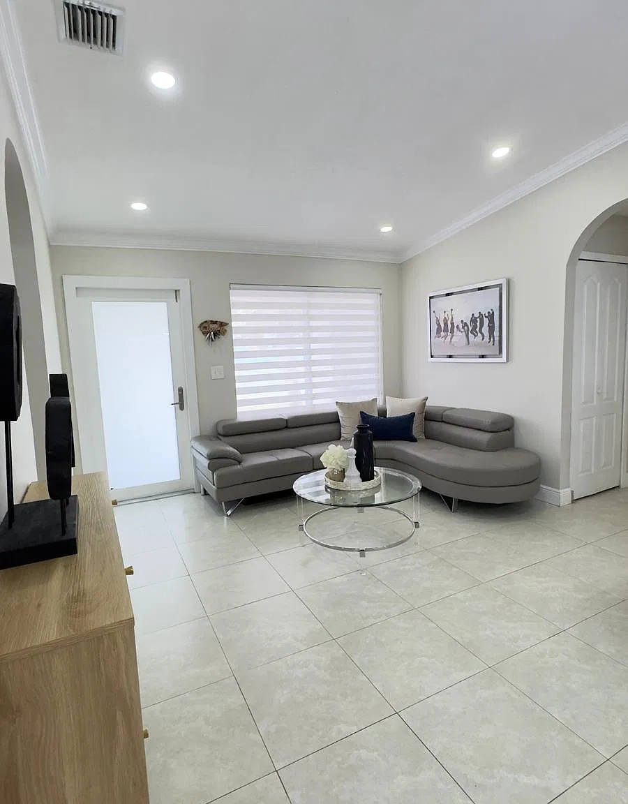 3 bed, 1494 sqft, $3,600 — Photo 2