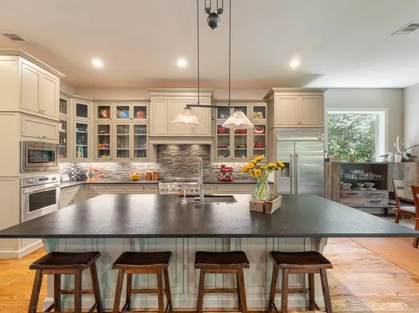 503 Woodbend Ln, Houston, TX 77079