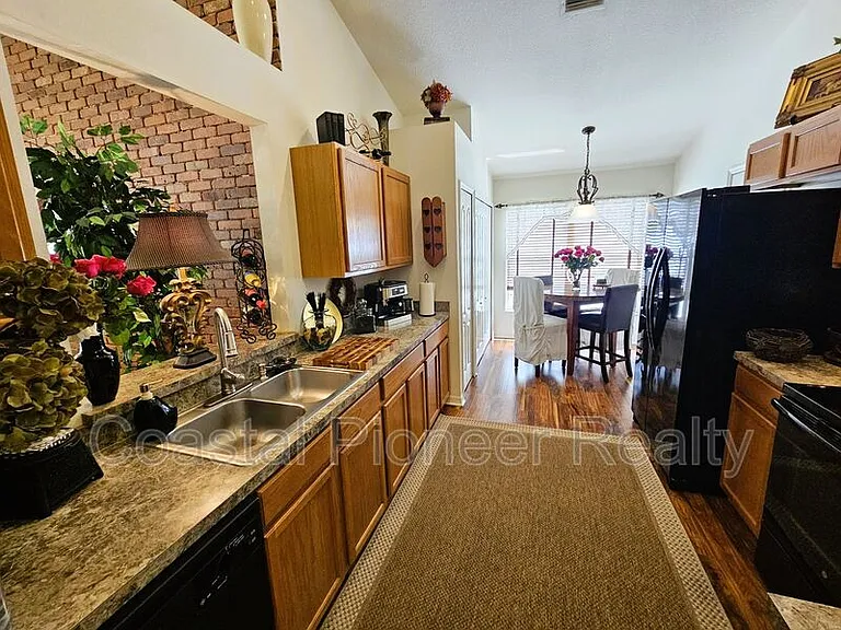 4521 Gulfwinds Dr — Photo 5
