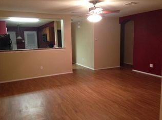 1079 W South St, Leander, TX 78641