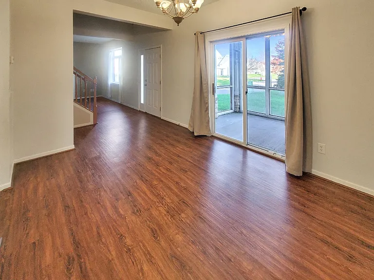 3840 Abercrombie Ln — Photo 12