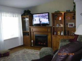 806 Lewis Rd, Port Angeles, WA 98362