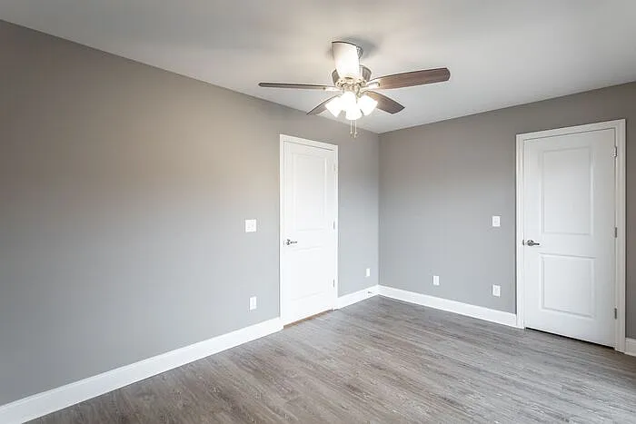 2328 E 18th Street Pl — Photo 13