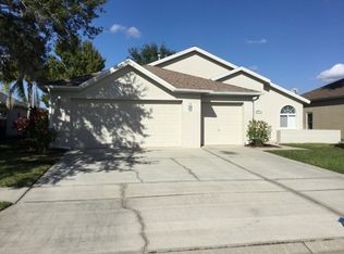 29643 Morwen Pl, Wesley Chapel, FL 33543