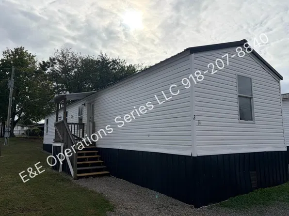 1219 W Choctaw St Trlr 2, Tahlequah, OK 74464