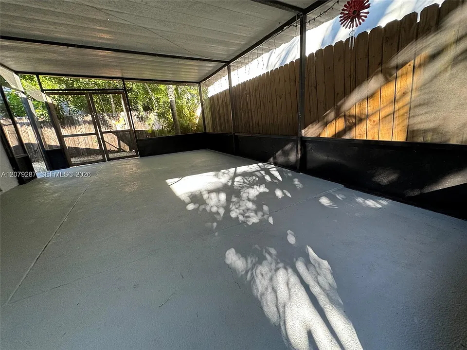 2105 Monroe Ter