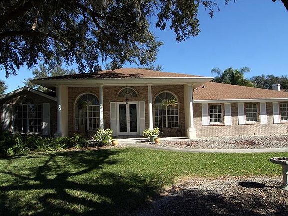 4th image of 2422 Eagle Trace Dr