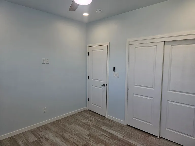 1598 N 9th Ave — Photo 34
