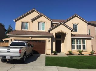 1058 Coventry Ave, Clovis, CA 93611