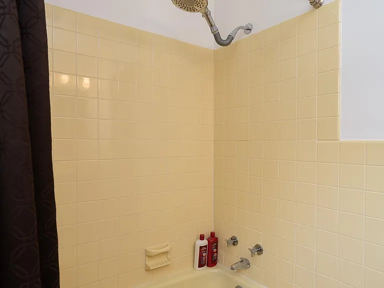4405 Beard Ave N — Photo 11