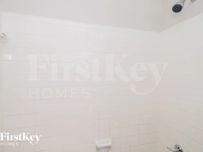 2305 Cottage Pl — Photo 14