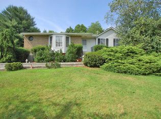 3 Argent Dr, Poughkeepsie, NY 12603