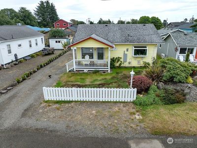 317 10th Street NE, Long Beach, WA, 98631