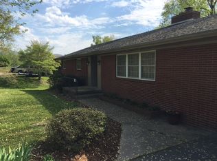 7 Cherokee Dr, Middlesboro, KY 40965