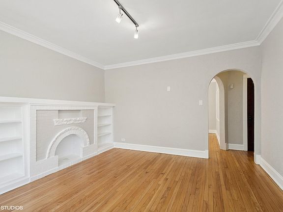 5th image of 5752 N Campbell Ave APT 3