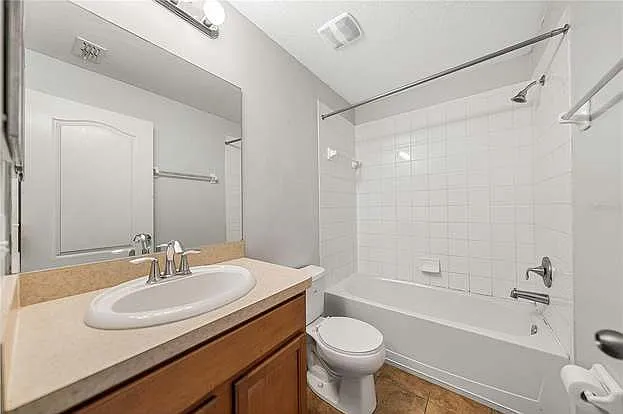 4060 Winding Vine Dr — Photo 159