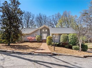 14 Muskhogean Rd, Fair Play, SC 29643