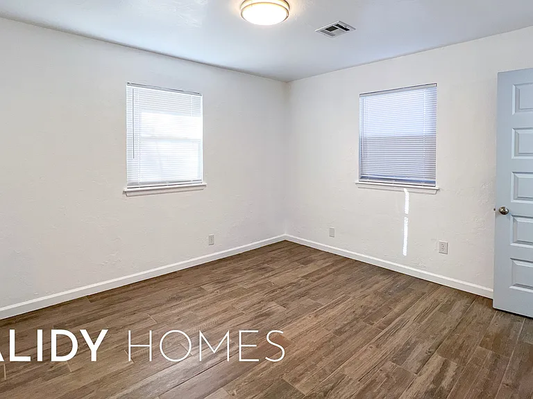 13408 Thompson Rd — Photo 42
