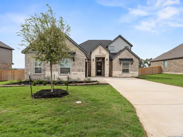 158 Azalea Alley, Castroville, TX 78009