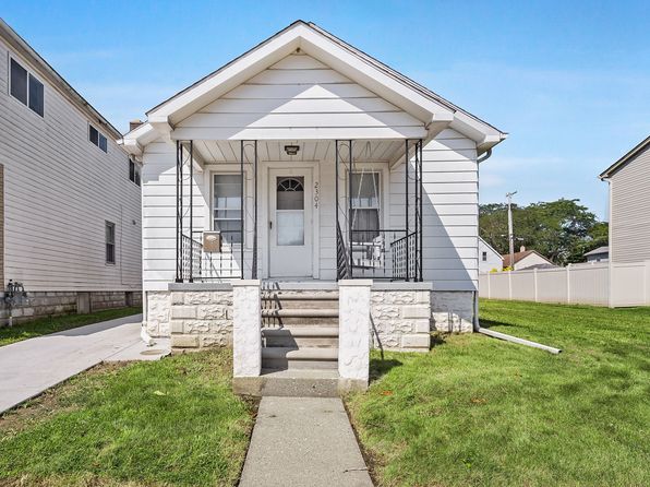 2304 Cora St