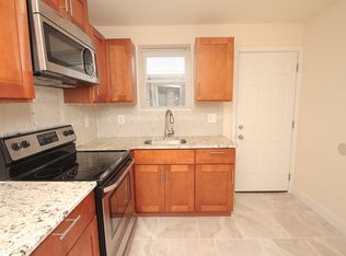 1418 N Robinson St, Philadelphia, PA 19151