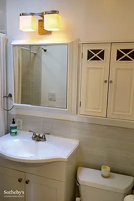 Rented by Sotheby's International Realty | media 16