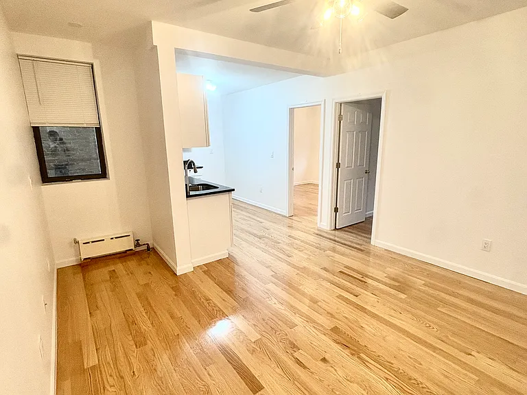 58 Westland Ave #12 — Photo 5