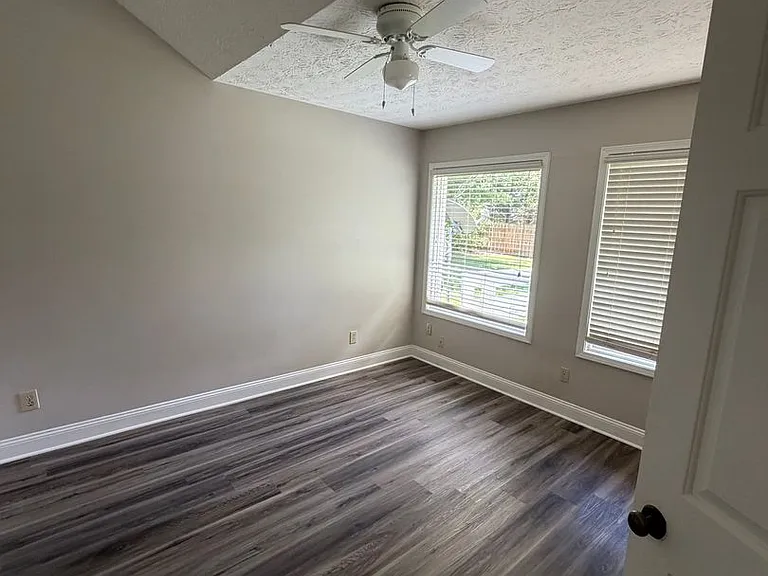 2107 Fairway Ct SE — Photo 21
