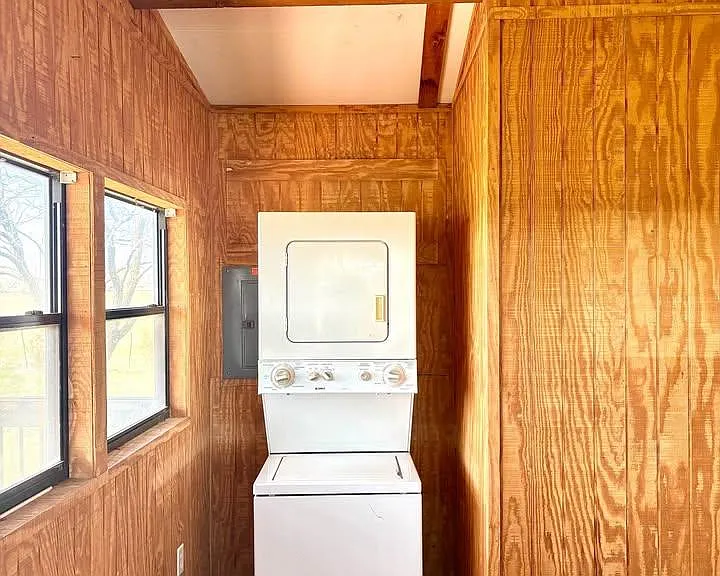Unit Photo