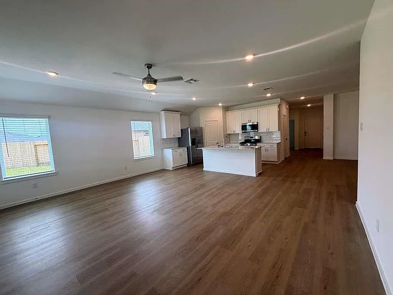 9042 Shady Cabana Way — Photo 10