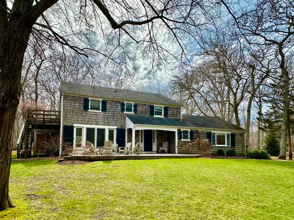 51 Black Brook Xing, West Tisbury, MA 02575
