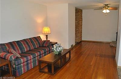 3rd image of 3033 Oran Dr