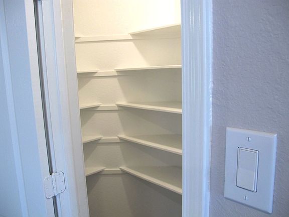 3rd image of 40252 S Heron Heights Way