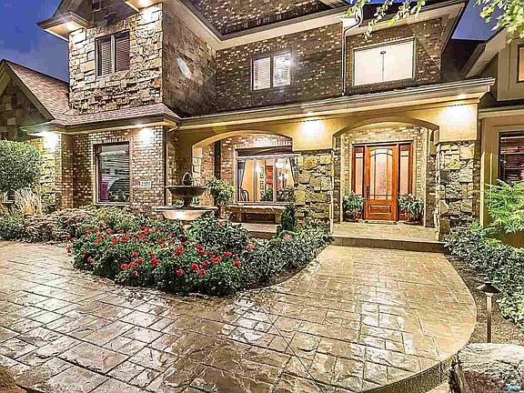 4th image of 2208 W Cherrywood Cir