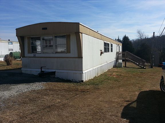 3rd image of 76 Milkweed Ln