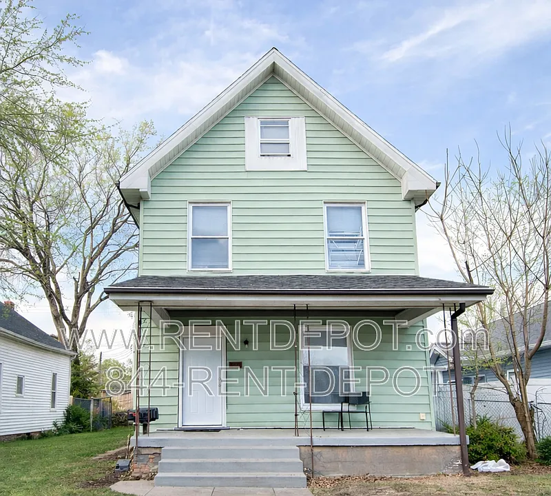 1231 Culver Dr #C