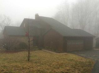 42 Schweitz Rd, Fleetwood, PA 19522