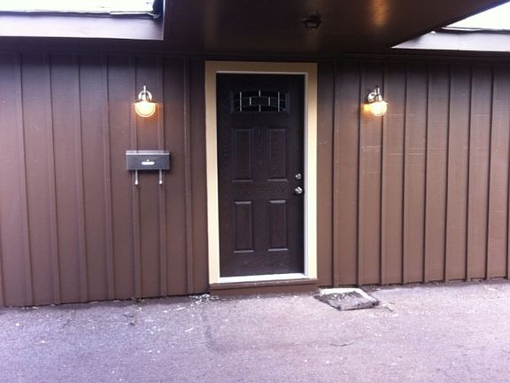 4th image of 2522 Maverick Ave
