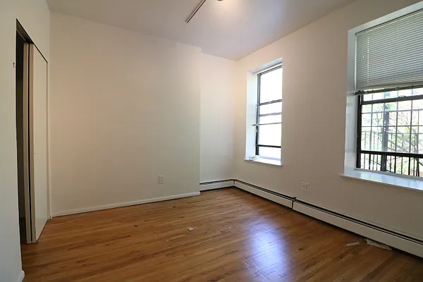 Rented by Oxford Property Group | media 20