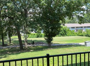 180 Lake Club Dr APT 3, Branson, MO 65616