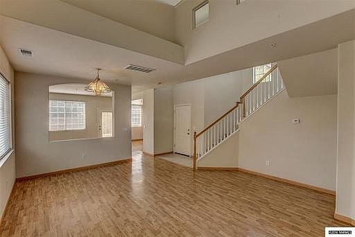 4th image of 2006 Tivoli Ln