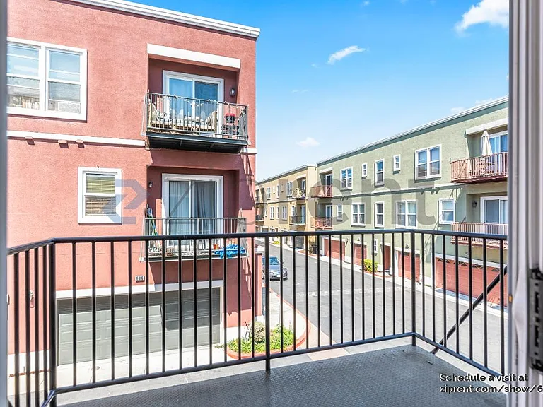 605 Artistic Pl — Photo 19