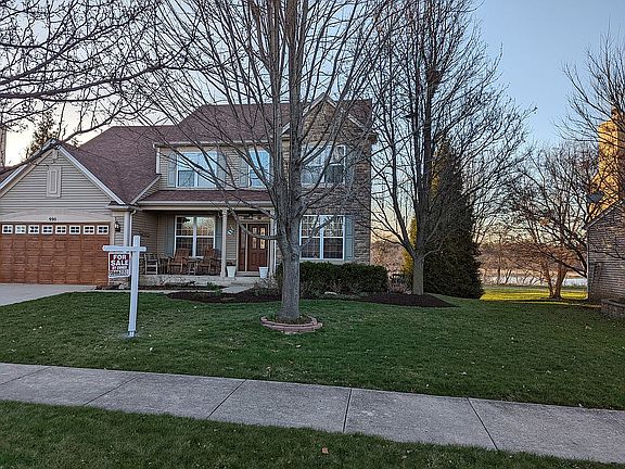 3rd image of 990 McDole Dr