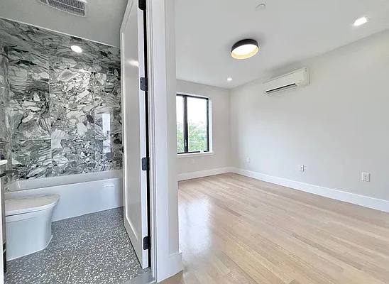 Rented by Doorway NYC, LLC | media 25