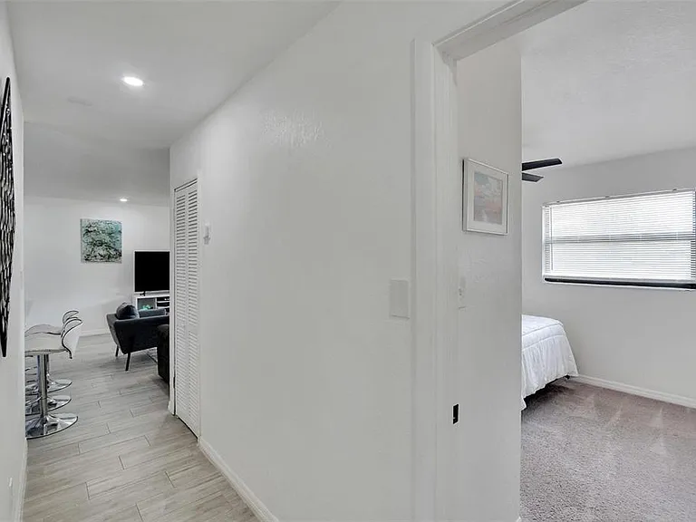 4731 W Montgomery Ave — Photo 41